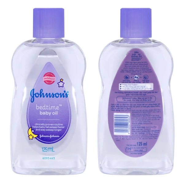 Dầu Massage dưỡng ẩm Bedtime Johnson Baby (125ml)