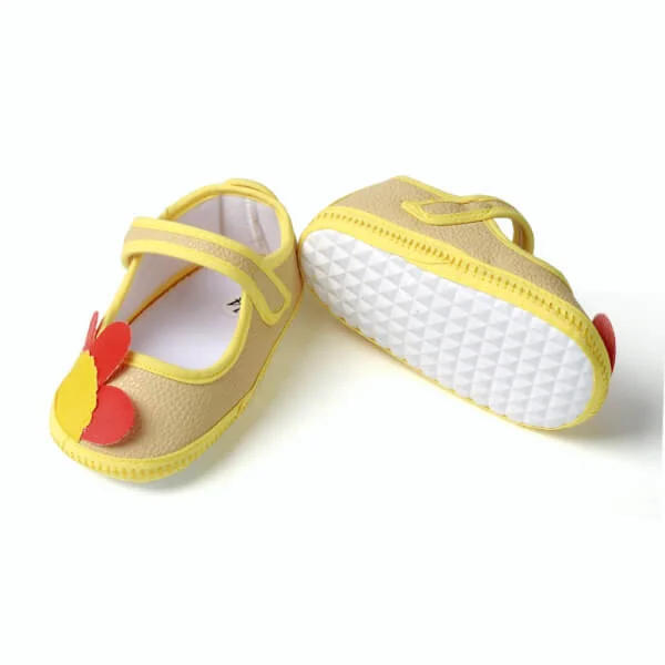 Giày tập đi bé gái CF A077049 Vàng