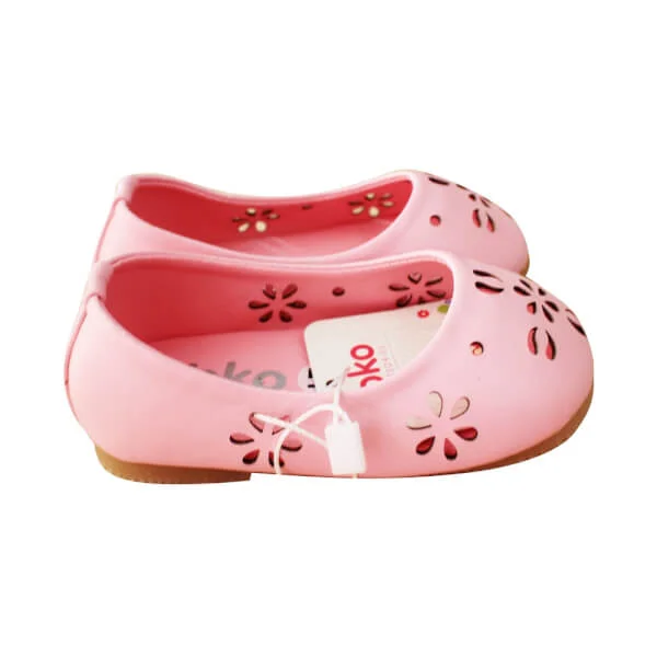 Giày bé gái bông mai cắt lazer