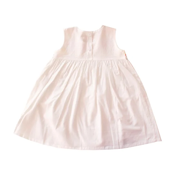 Đầm vải bé gái sát nách thêu smocking màu Kem
