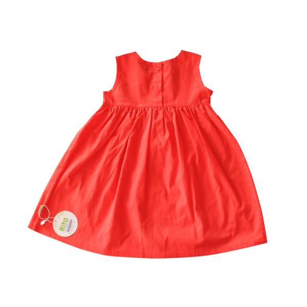 Đầm vải bé gái sát nách thêu smocking