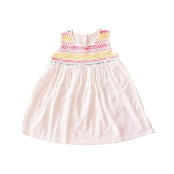Đầm vải bé gái sát nách thêu smocking