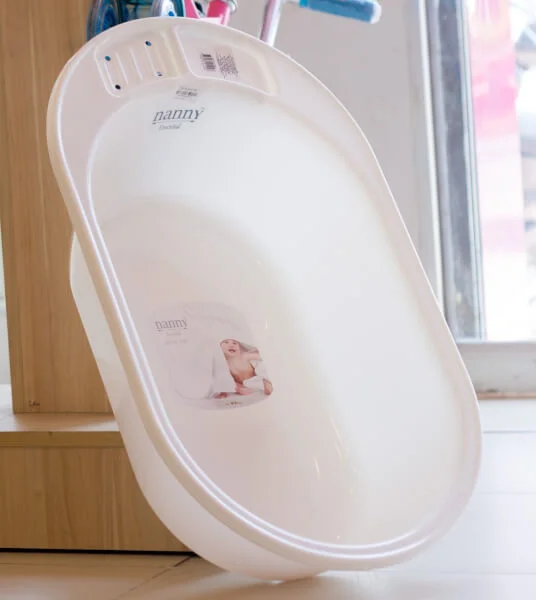 Chậu tắm em bé Nanny 3069 41x69,5 cm