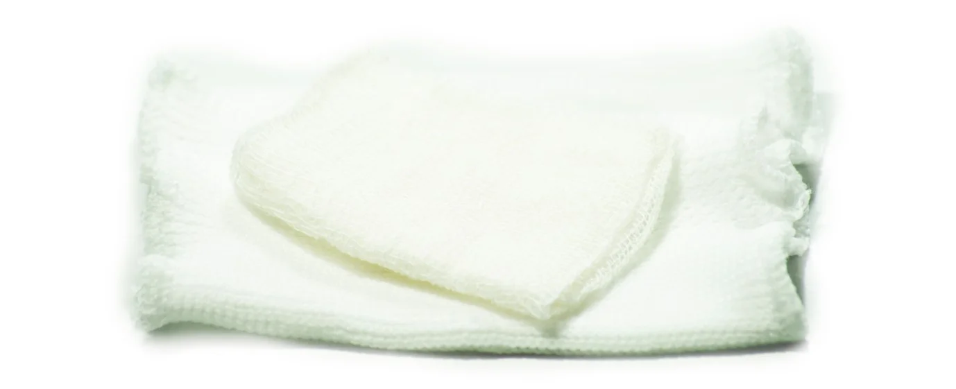 Băng rốn baby xanh 10M/hộp