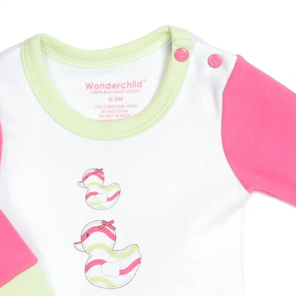 Set bé gái thêu vịt con Wonderchild 3 món