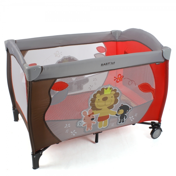 Cũi vải tiện lợi Baby First có bàn thay tã, Đỏ