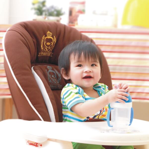 Bình uống nước ống hút có tay cầm Puku (180ml, P14716, Hồng)