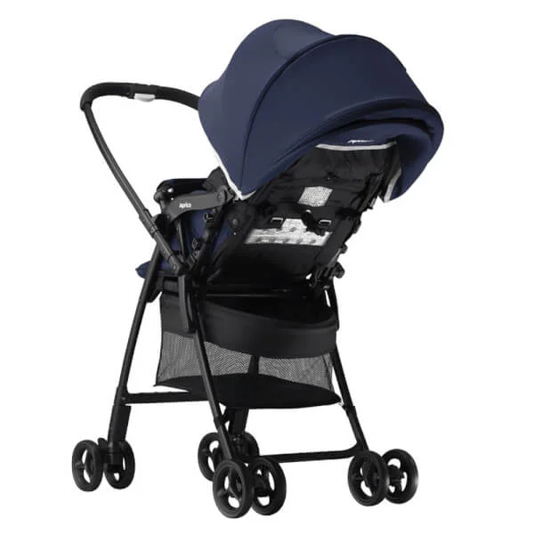 Xe đẩy cho bé từ 0-3 tuổi Aprica Karoon Air màu xanh navy