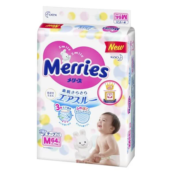 Combo 1 Bỉm tã dán Merries size M 64 miếng (6-11kg) và 1 Băng vệ sinh ban đêm Laurier siêu mỏng (35cm) - 10 miếng