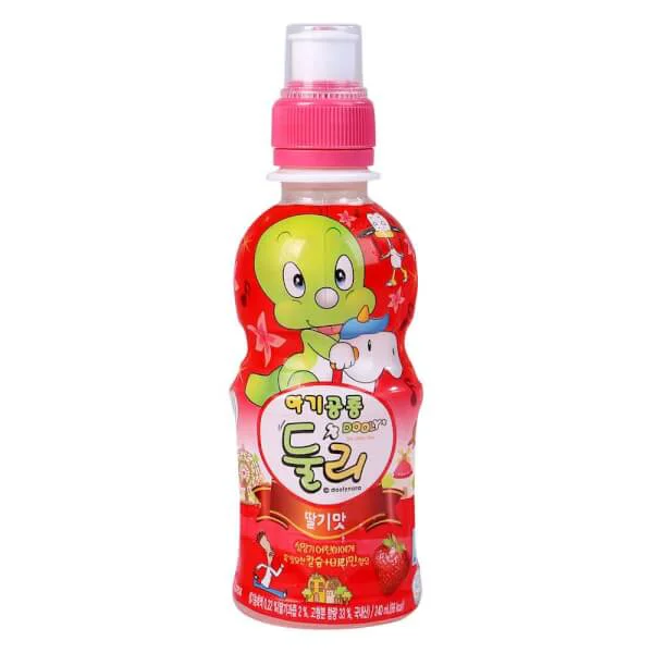 Nước uống Dooly hương dâu 240ml