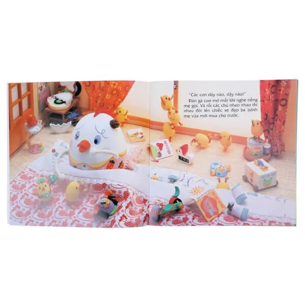 Ehon - Gà mẹ Cục Tác và đàn con lông vàng - Cuộc phiêu lưu với xe ba bánh