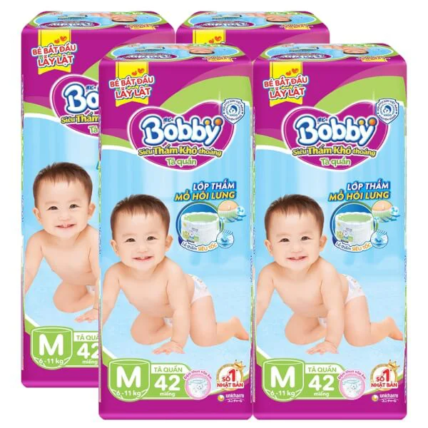 Combo 4 Bỉm tã quần Bobby size M 42 miếng (6-11kg)