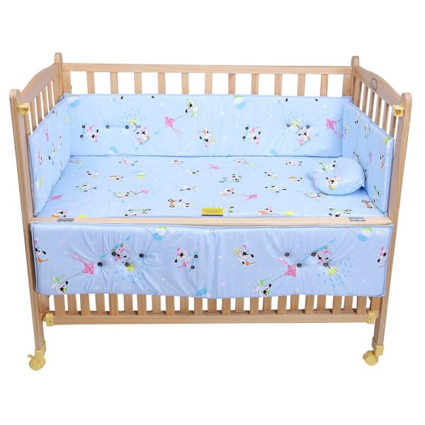 Combo 1 Cũi gỗ đại ConCung Good và 1 Bộ quây nệm gối Autoru dùng cho cũi gỗ - Màu kem