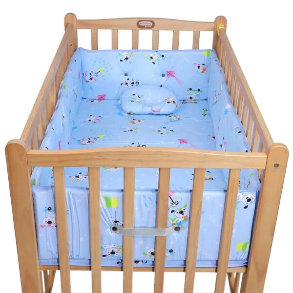 Combo 1 Cũi gỗ đại ConCung Good và 1 Bộ quây nệm gối Autoru dùng cho cũi gỗ - Màu kem