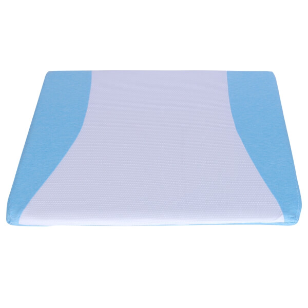 Gối chống trào ngược cho bé ConCung Good K10-E0011 và 1 tã sơ sinh