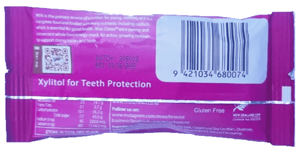 Combo 2 Viên sữa  bổ sung canxi Moo Chews Strawberry