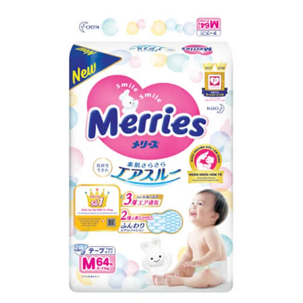 Combo 1 Bỉm tã dán Merries size M 64 miếng (6-11kg) và 1 Băng vệ sinh ban đêm Laurier siêu mỏng (35cm) - 10 miếng