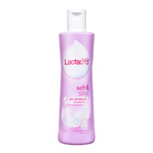 Combo 2 Dung Dịch Vệ Sinh Phụ Nữ Lactacyd Soft and Silky 250ml