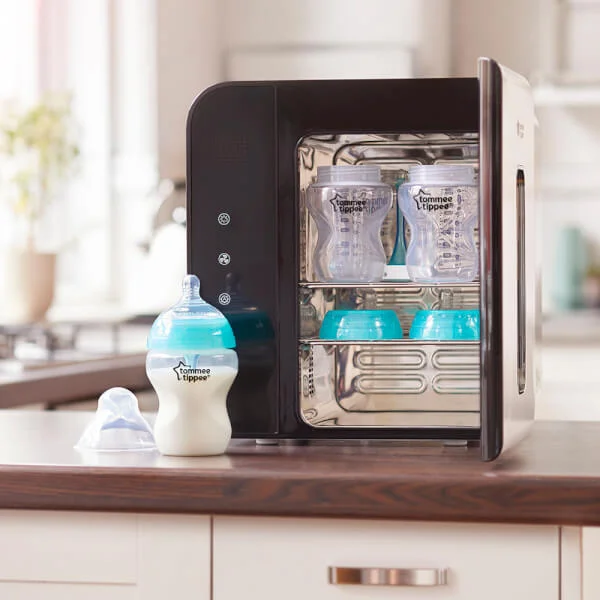 Máy tiệt trùng bằng tia UV và sấy khô Tommee Tippee