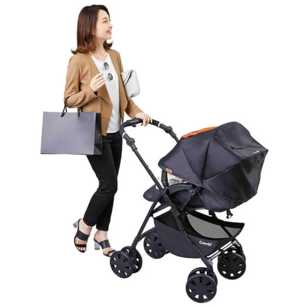 Xe đẩy Combi CrossGo 4 bánh quay tự động Kẻ Ghi