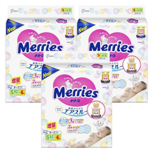 Combo 3 Tã dán Merries (S, 4-8kg, 82 6 miếng)