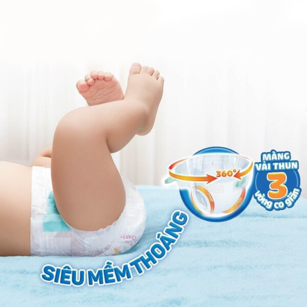 Combo 3 Tã dán sơ sinh Moony (dưới 5kg, 90 miếng) + 6 miếng