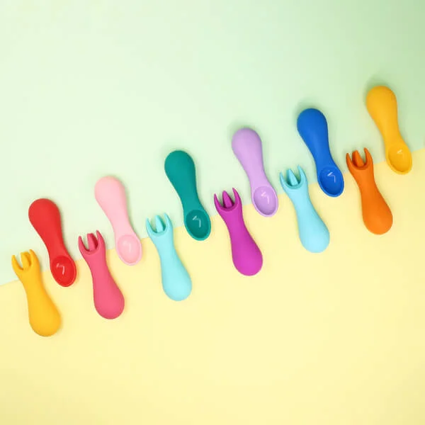 Bộ thìa nĩa tập ăn silicon cho bé Palm Grasp Marcus & Marcus, từ 12 tháng - Lola