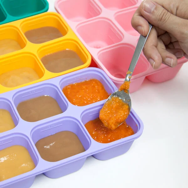 Khay silicon trữ đông đồ ăn dặm cho bé Marcus & Marcus - Pokey (60ml x 6 ngăn)