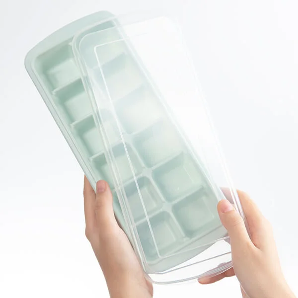 Khay đá sáng tạo Kari 12 viên (Có nắp)