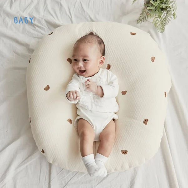 Gối chống trào ngược Cotton lụa cao cấp ROTOTO BEBE kiểu chữ C (Kem)