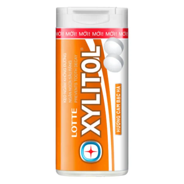Kẹo ngậm không đường Lotte Xylitol - hương cam bạc hà 20.88 g