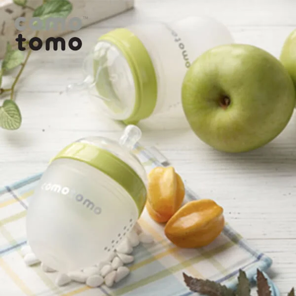 Bộ hai bình sữa silicone Comotomo 150ml - Xanh