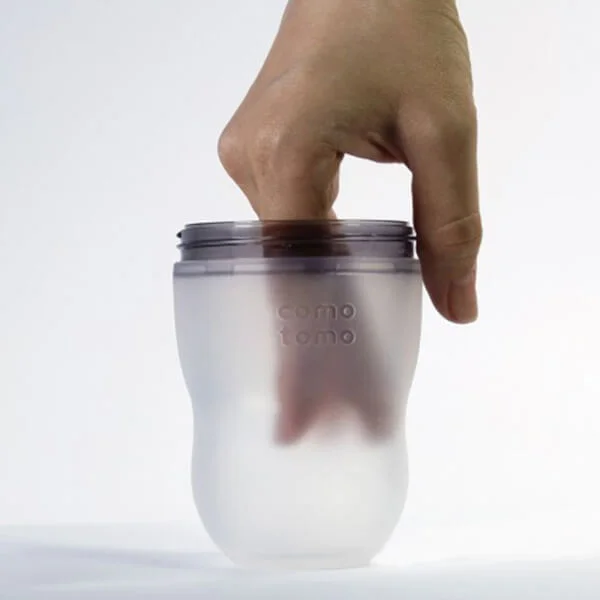 Bộ hai bình sữa silicone Comotomo 250ml - Xanh