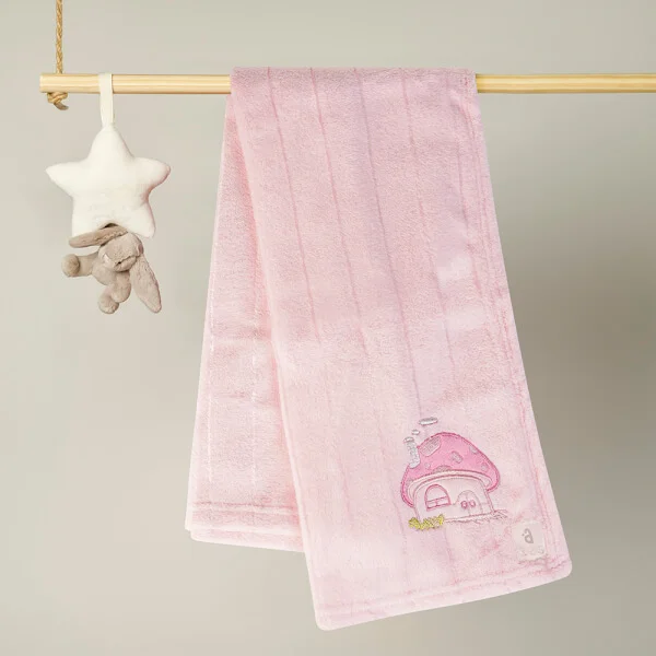 Chăn bông cho bé Animo hình nấm hồng K126-6048