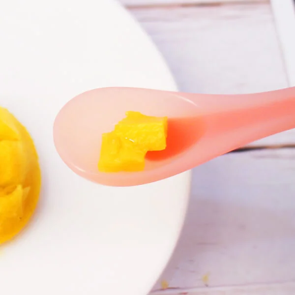 Muỗng silicone Mombella (Hồng)