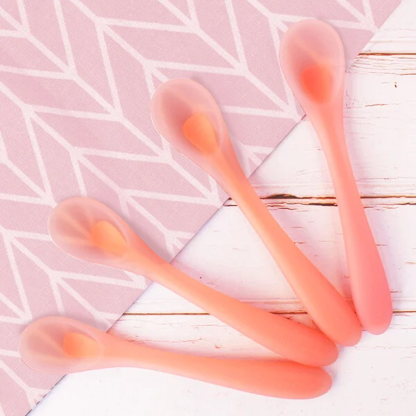 Muỗng silicone Mombella (Hồng)