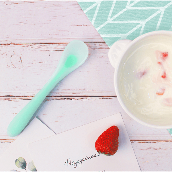 Muỗng silicone Mombella (Xanh)