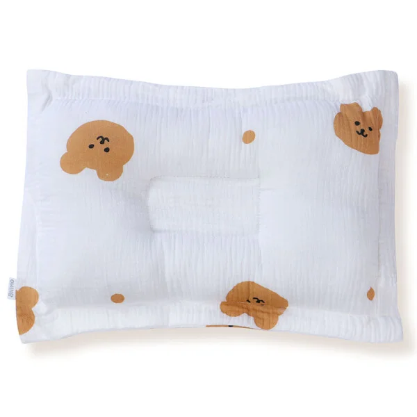 Gối nằm sơ sinh cho bé Animo B2207_NK007 (35x25 cm,Kem-Giao hoạ tiết ngẫu nhiên)