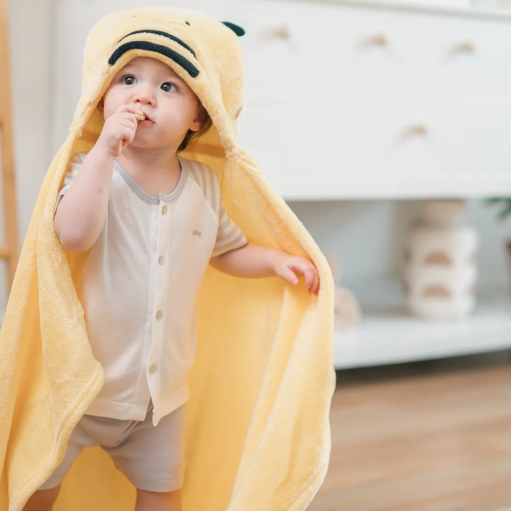 Khăn choàng ủ tắm hình con ong Animo B2207_NK006 (75x100 cm, Vàng)