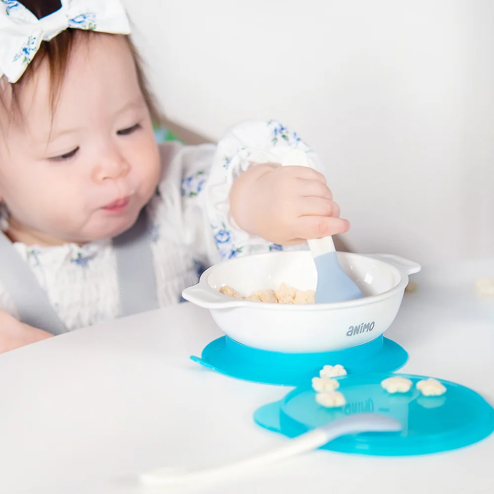 Bát ăn dặm chống trượt kèm nắp Animo (250ml, RKC1008, xanh)