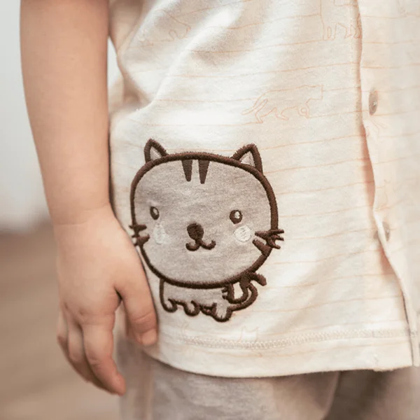 Bộ bé trai ngắn, bst Mèo mũm mĩm Animo HS1122067 (6M-5Y, Dark Beige)