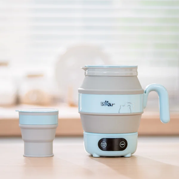 Bình đun nước gấp gọn Bear 0.6L (ZDH-A06G1, CC)