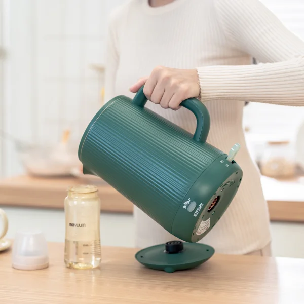 Bình đun siêu tốc Bear 1.6L (ZDH-P16L3, CC, xanh)