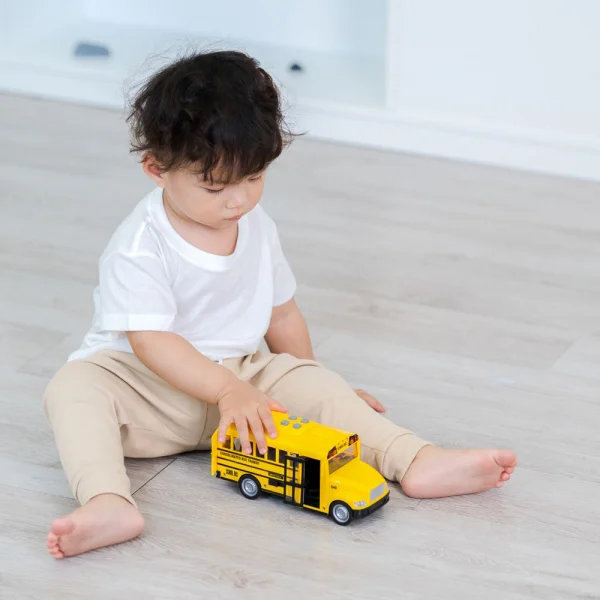 Xe bus mô hình có âm thanh và đèn RFD341559 (Vàng)