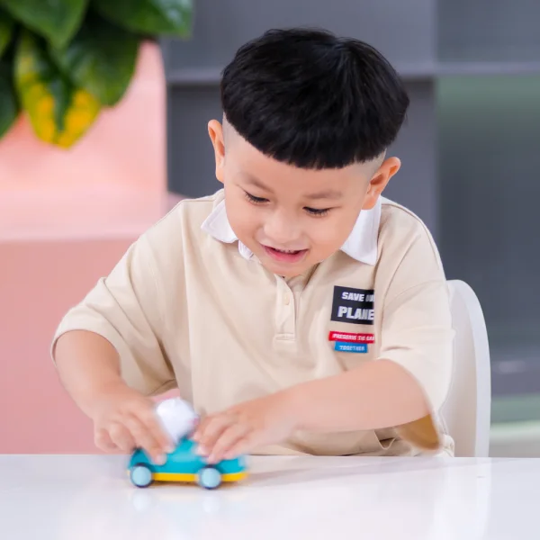 Xe hoạt hình chạy trớn có nhạc đèn LH16877629