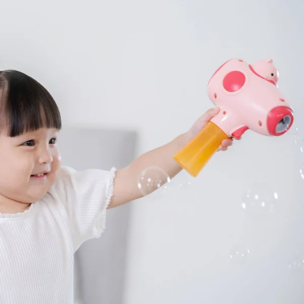 Súng thổi bong bóng hình heo con có nhạc CY421406