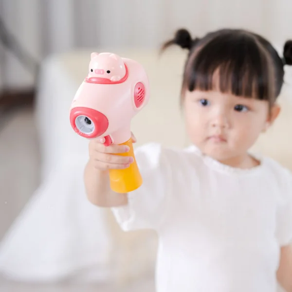 Súng thổi bong bóng hình heo con có nhạc CY421406