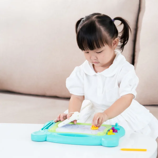 Bảng vẽ đa năng có nút bấm học chữ kèm bút và khuôn ấn cho bé CY464570 (Xanh)