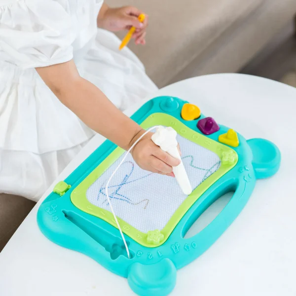 Bảng vẽ đa năng có nút bấm học chữ kèm bút và khuôn ấn cho bé CY464570 (Xanh)