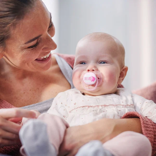 Ty ngậm Philips Avent siêu mềm 0-6M vỉ đơn (SCF527/01, hồng)